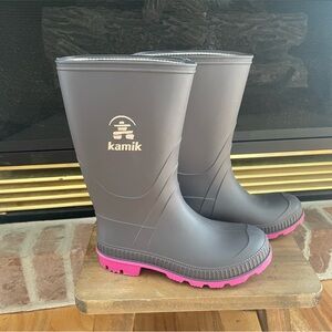 Kamik Kid’s Gray Fuchsia Rain Boots Rubber Recyclable Toddler Size 1